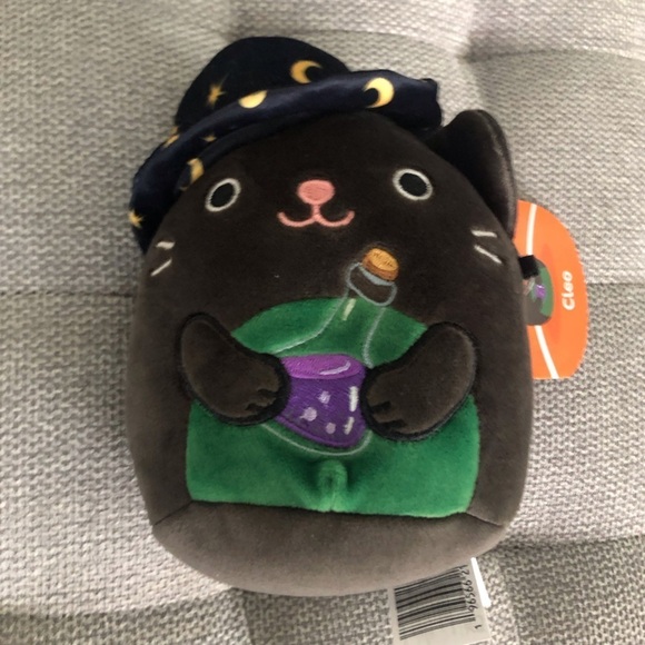 Squishmallows Halloween Cleo the wizard cat 5” - Picture 1 of 5
